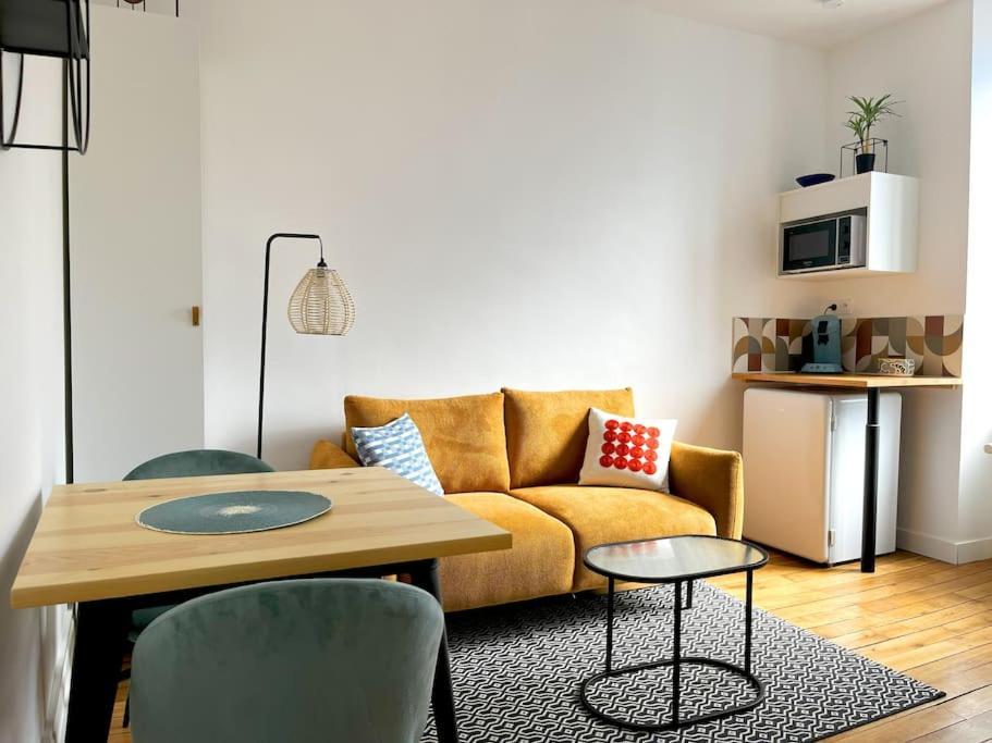 Le Diptik - T2 Hyper Centre - Proche Gare - Fibre - Netflix Lägenhet Châteauroux Exteriör bild